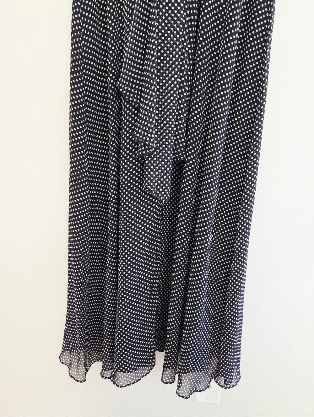 Belle BADGLEY MISCHKA Black White Polka Dot Chiffon Drape Waist Gown Dress 12 - Picture 4 of 4